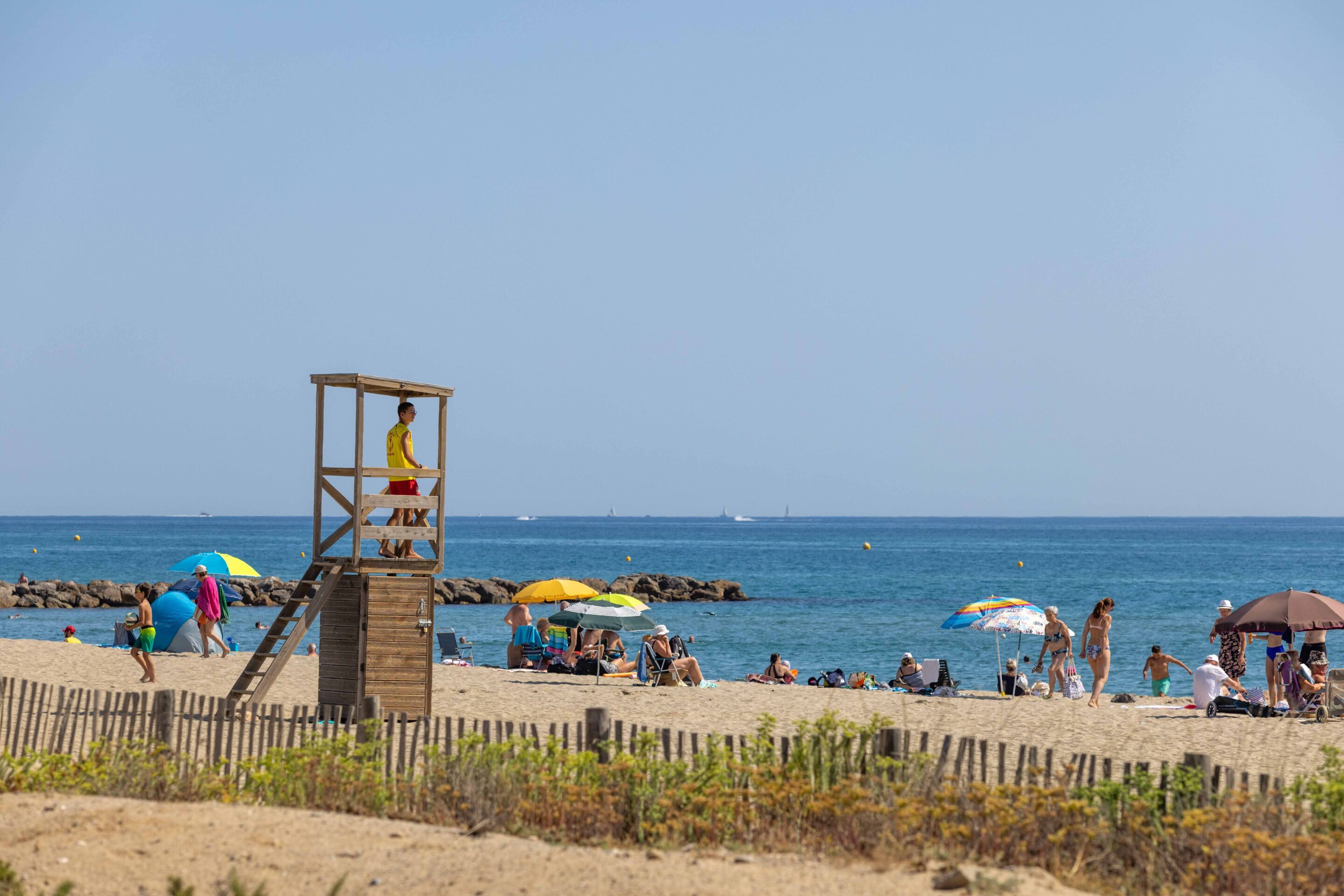 poste secours Plage Maillol 1 scaled